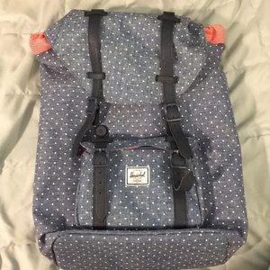 Super good condition backpack! 😍